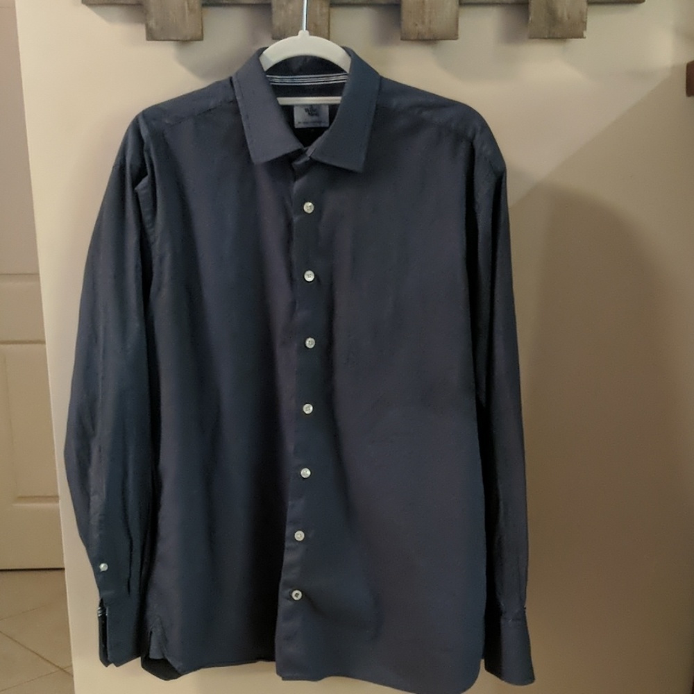 3 Wise Men navy dress shirt Large